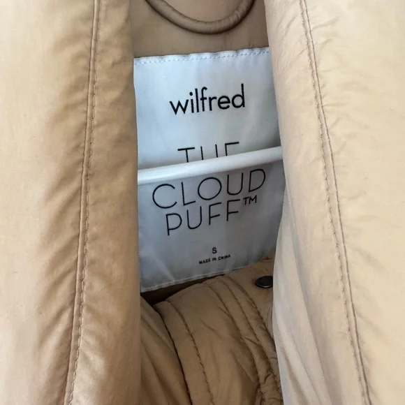 Aritzia - cloud puff - Picture 2 of 3